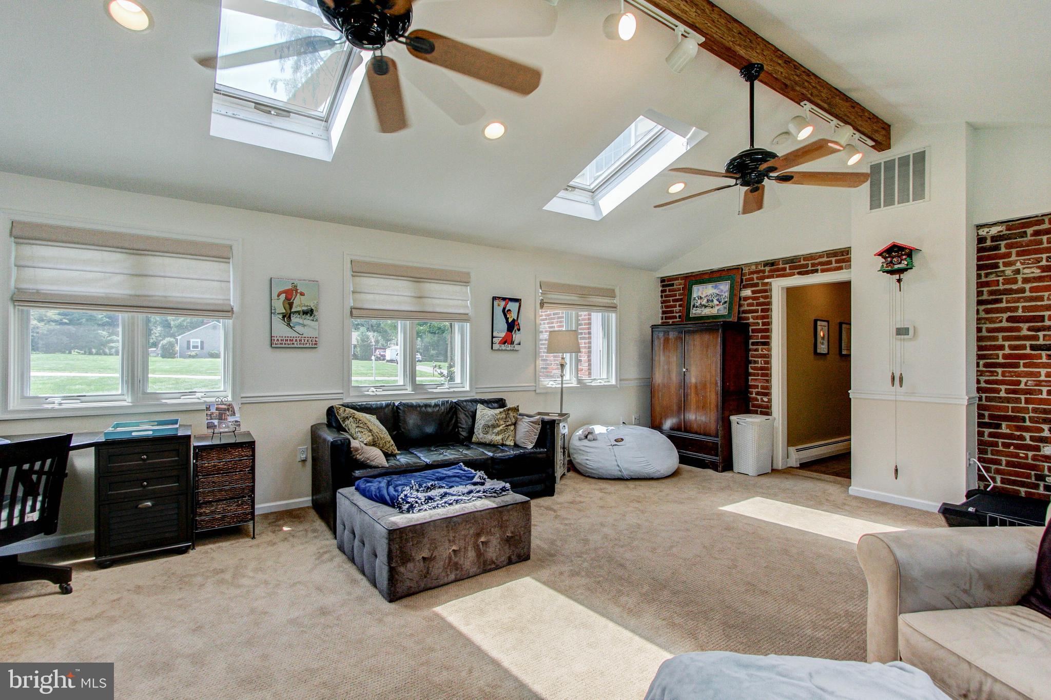 9 Pickwick Lane Malvern, PA 19355 - Photo 21 of 61 Family Room