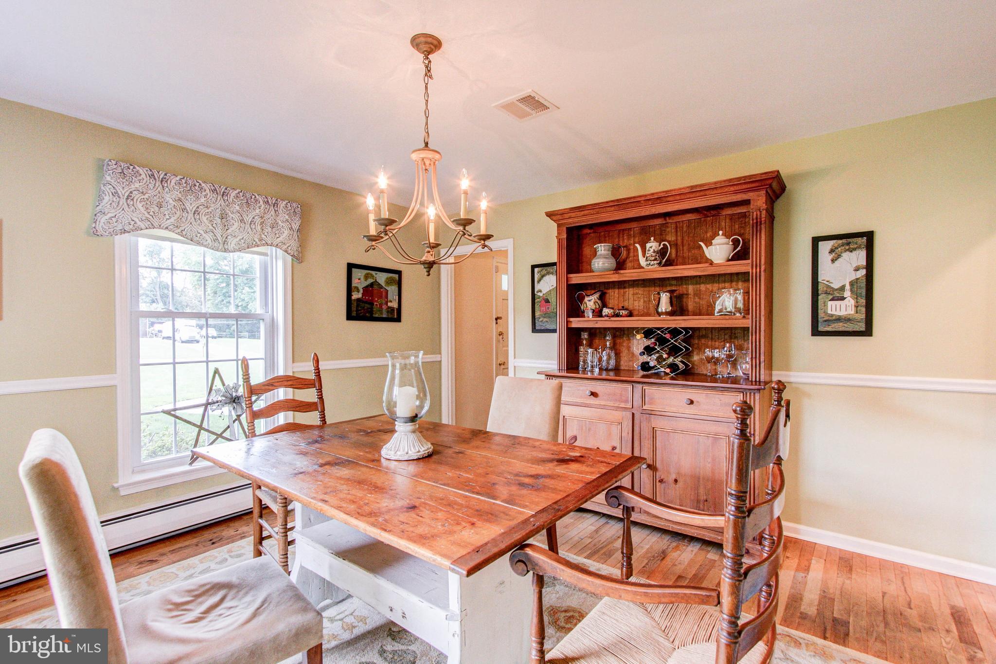 9 Pickwick Lane Malvern, PA 19355 - Photo 26 of 61 Dining Room