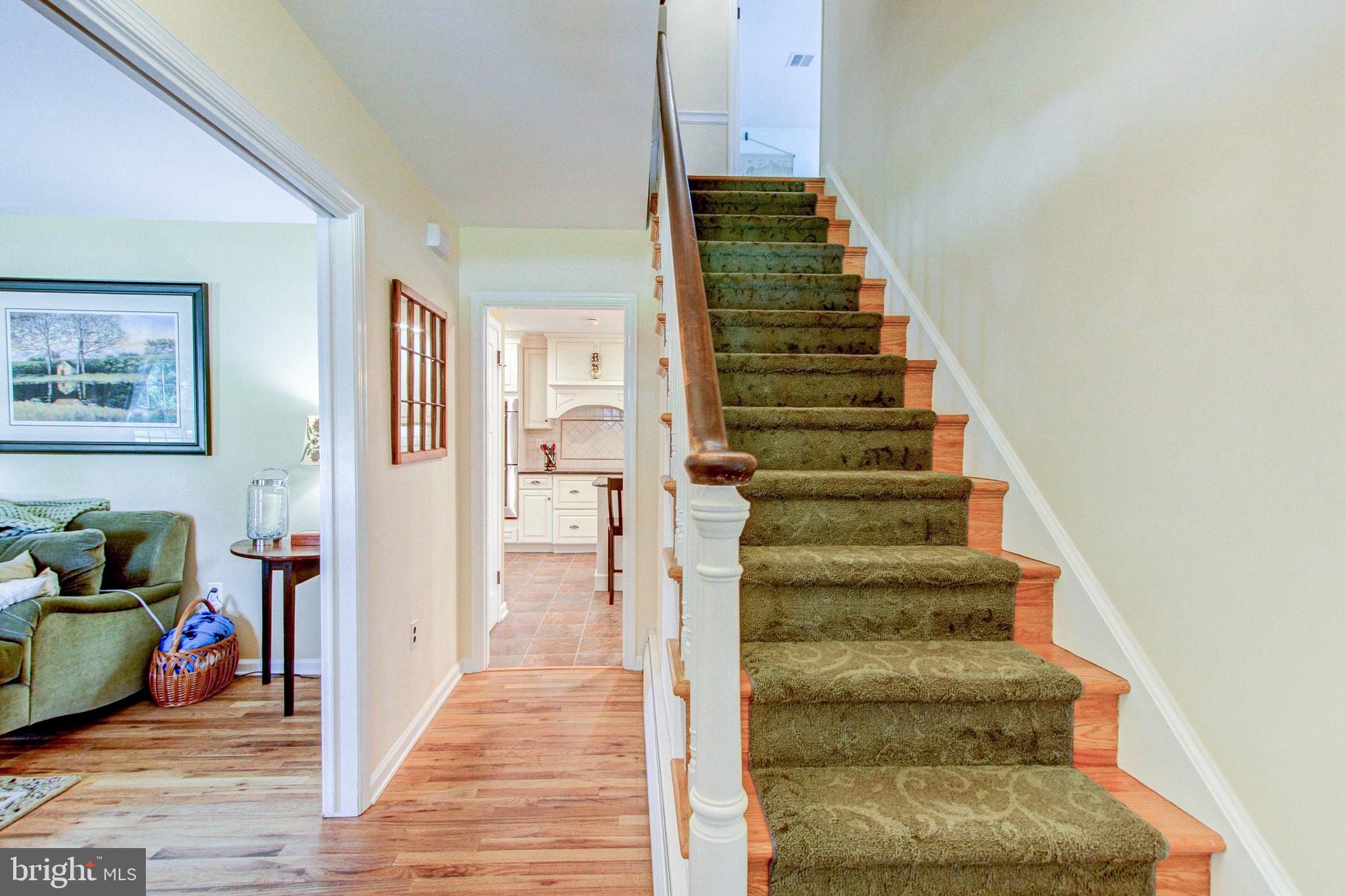 9 Pickwick Lane Malvern, PA 19355 - Photo 31 of 61 Stairway