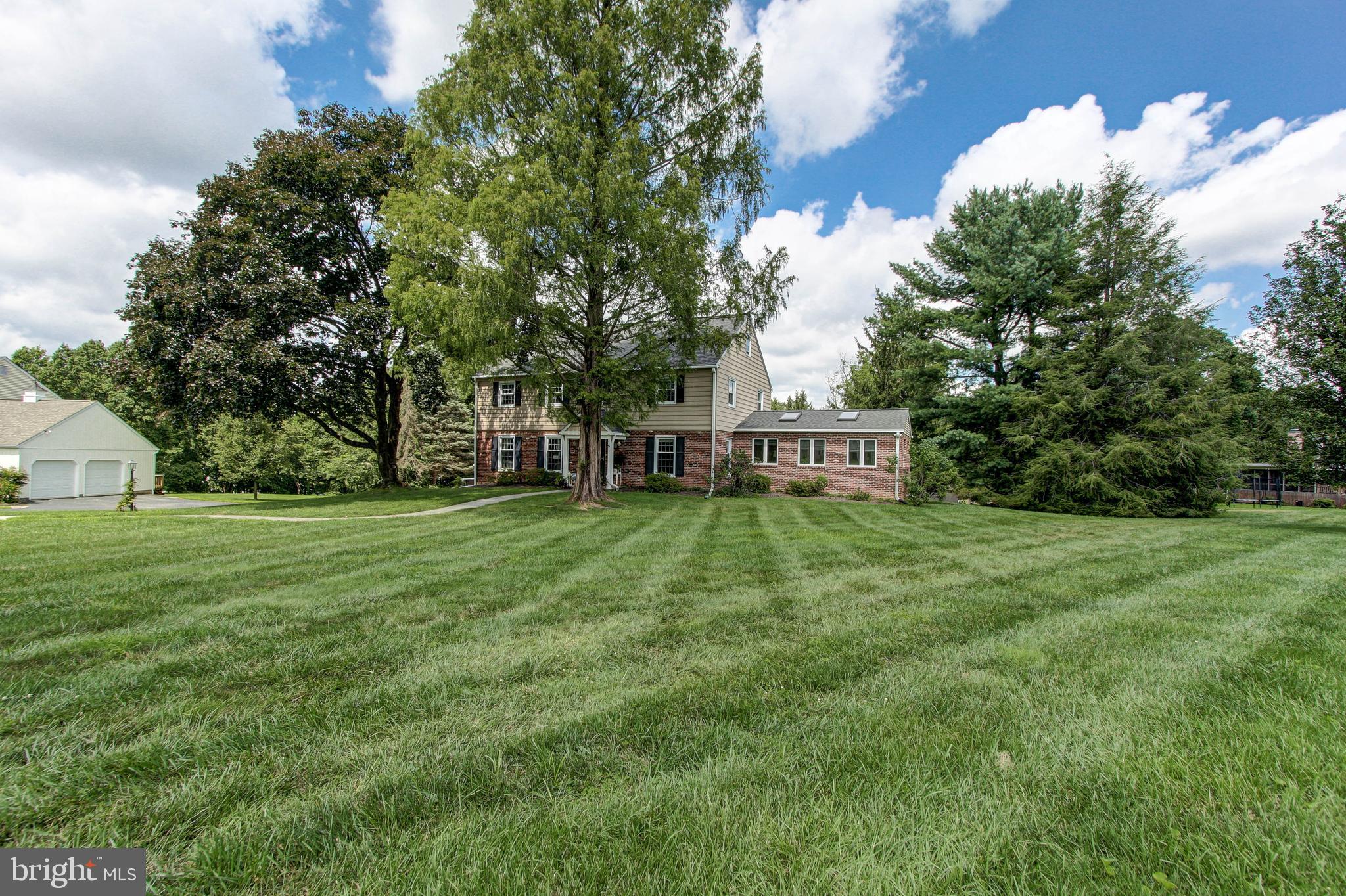 9 Pickwick Lane Malvern, PA 19355 - Photo 6 of 61 Front Exterior