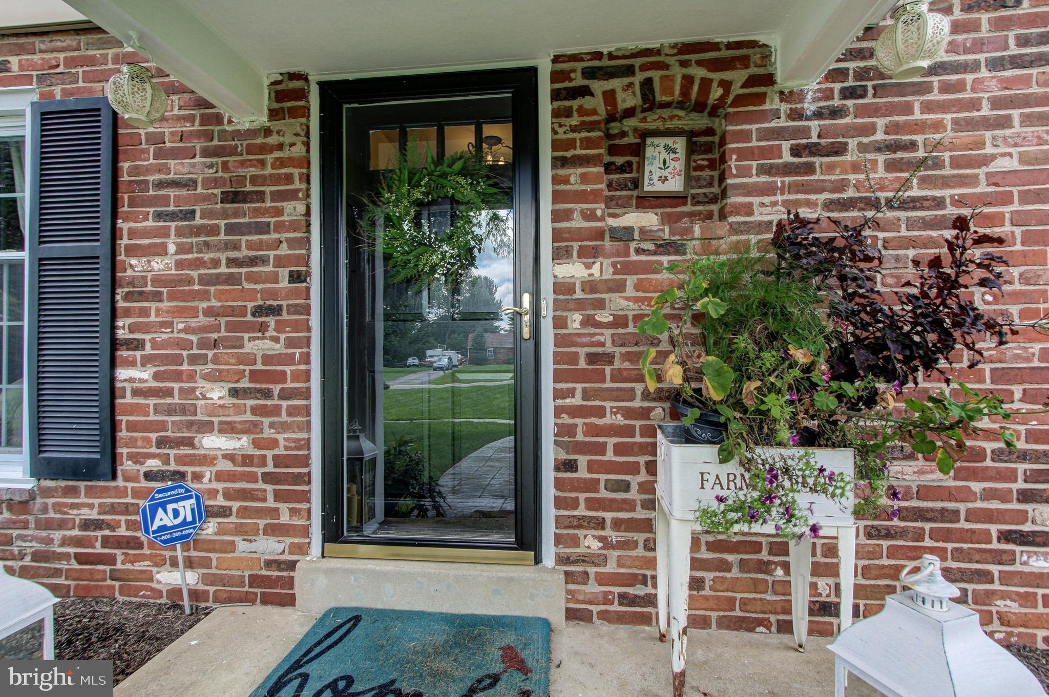 9 Pickwick Lane Malvern, PA 19355 - Photo 8 of 61 Front Exterior