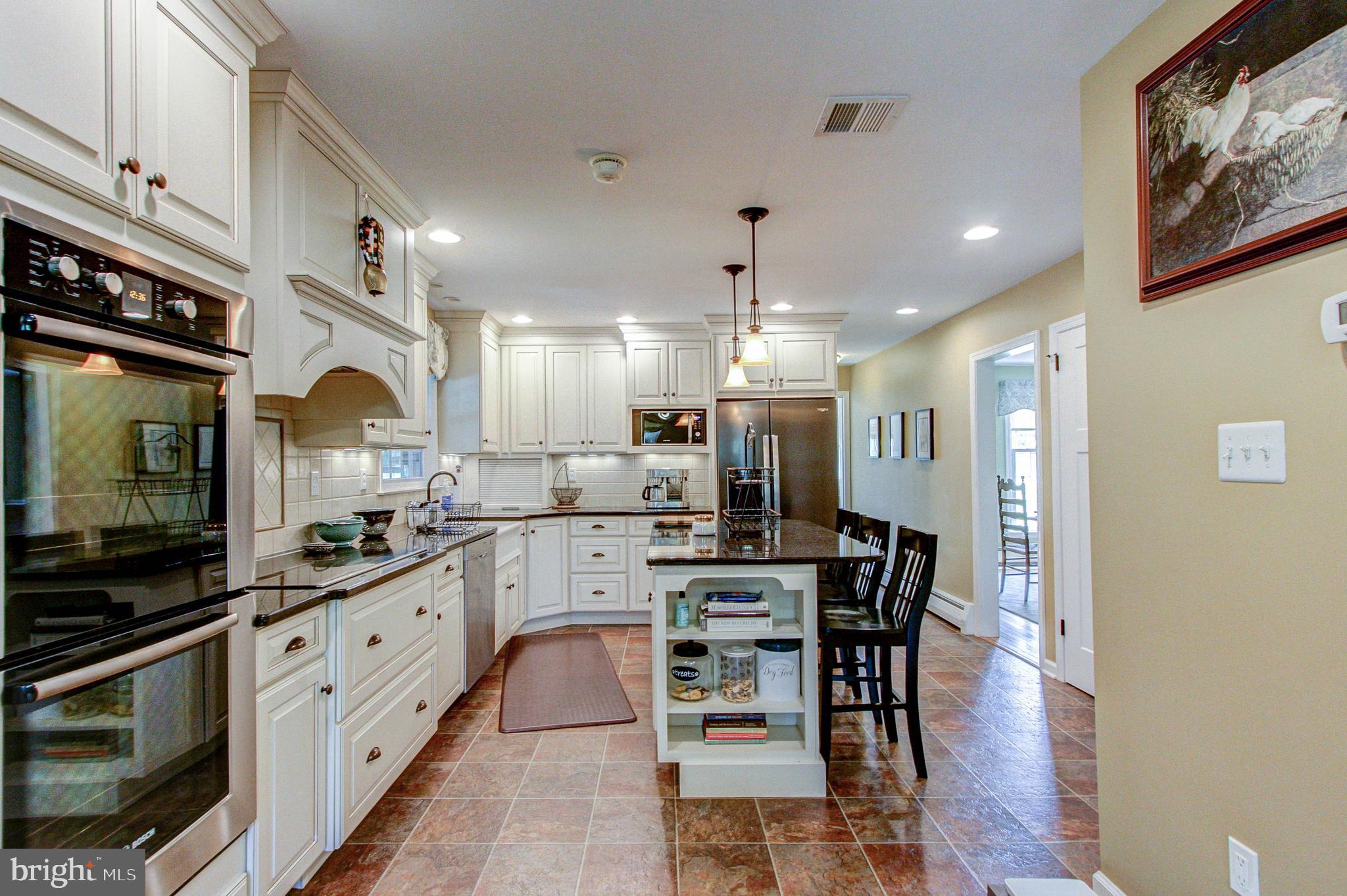 9 Pickwick Lane Malvern, PA 19355 - Photo 10 of 61 Kitchen