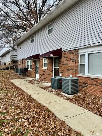 $750 | 420 Winona Street, Bethalto, IL 62010