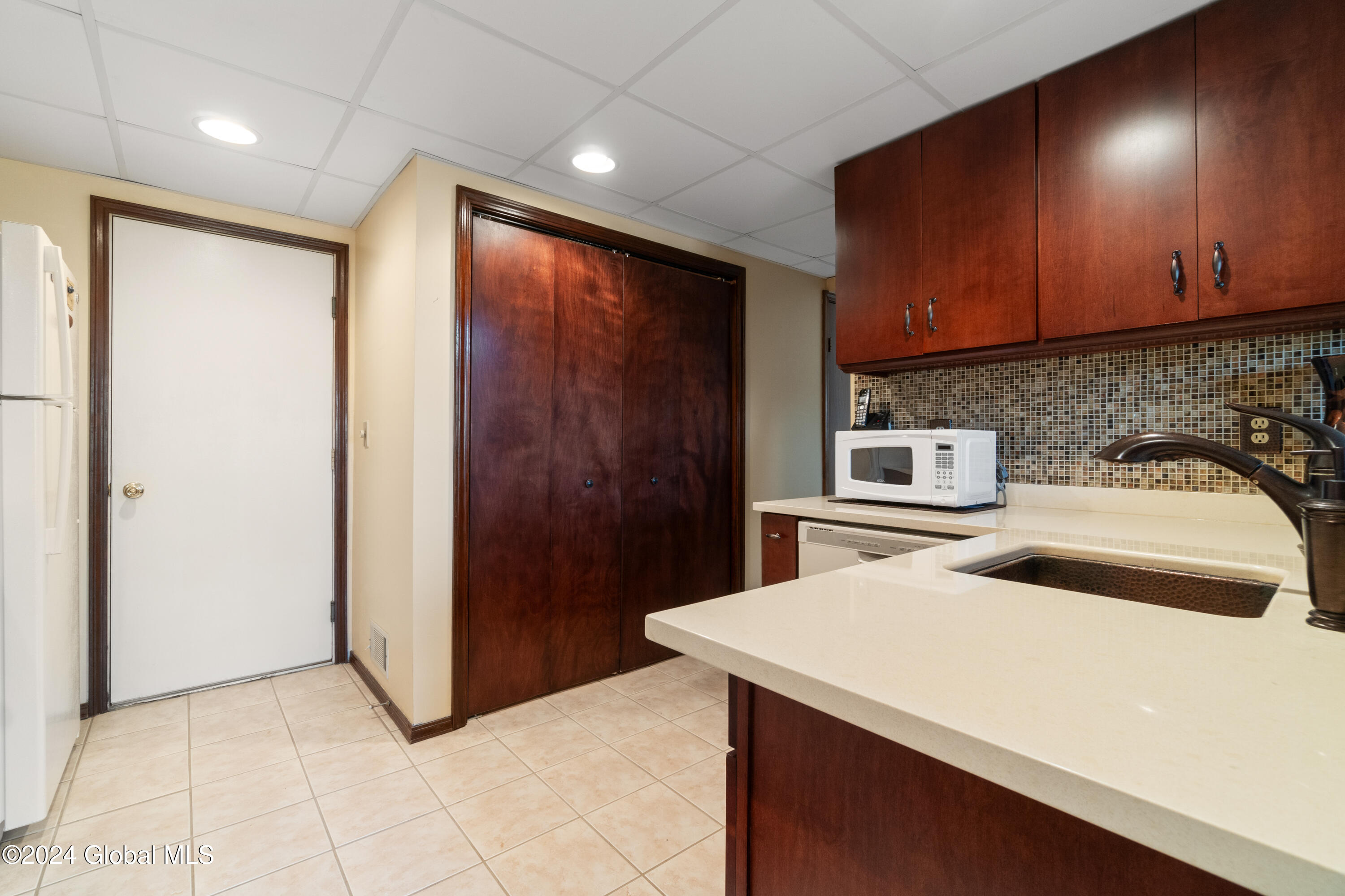 14 Rugby Road Bethlehem, NY 12159 - Photo 14 of 31 27-DSC04032