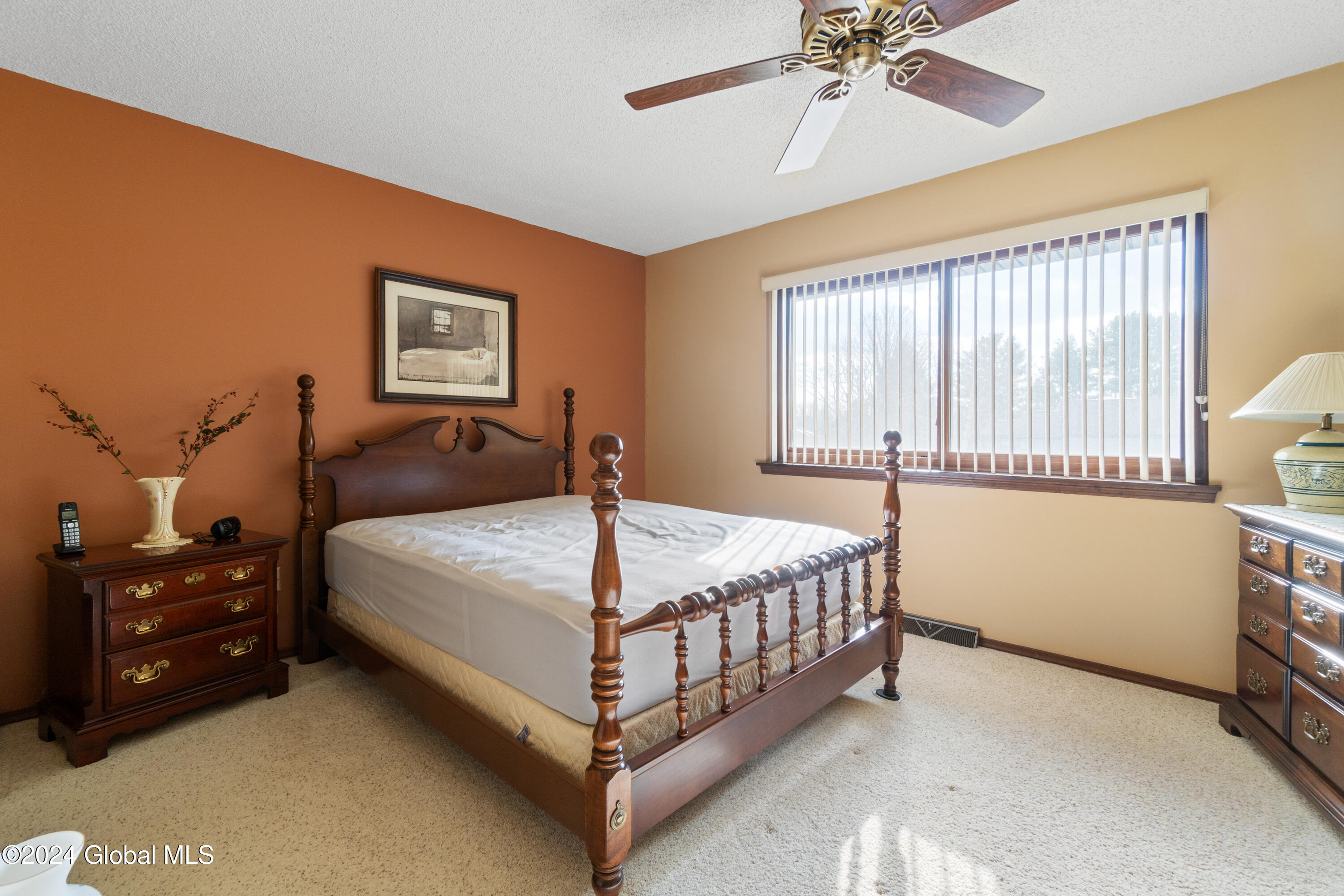 14 Rugby Road Bethlehem, NY 12159 - Photo 25 of 31 40-DSC04071