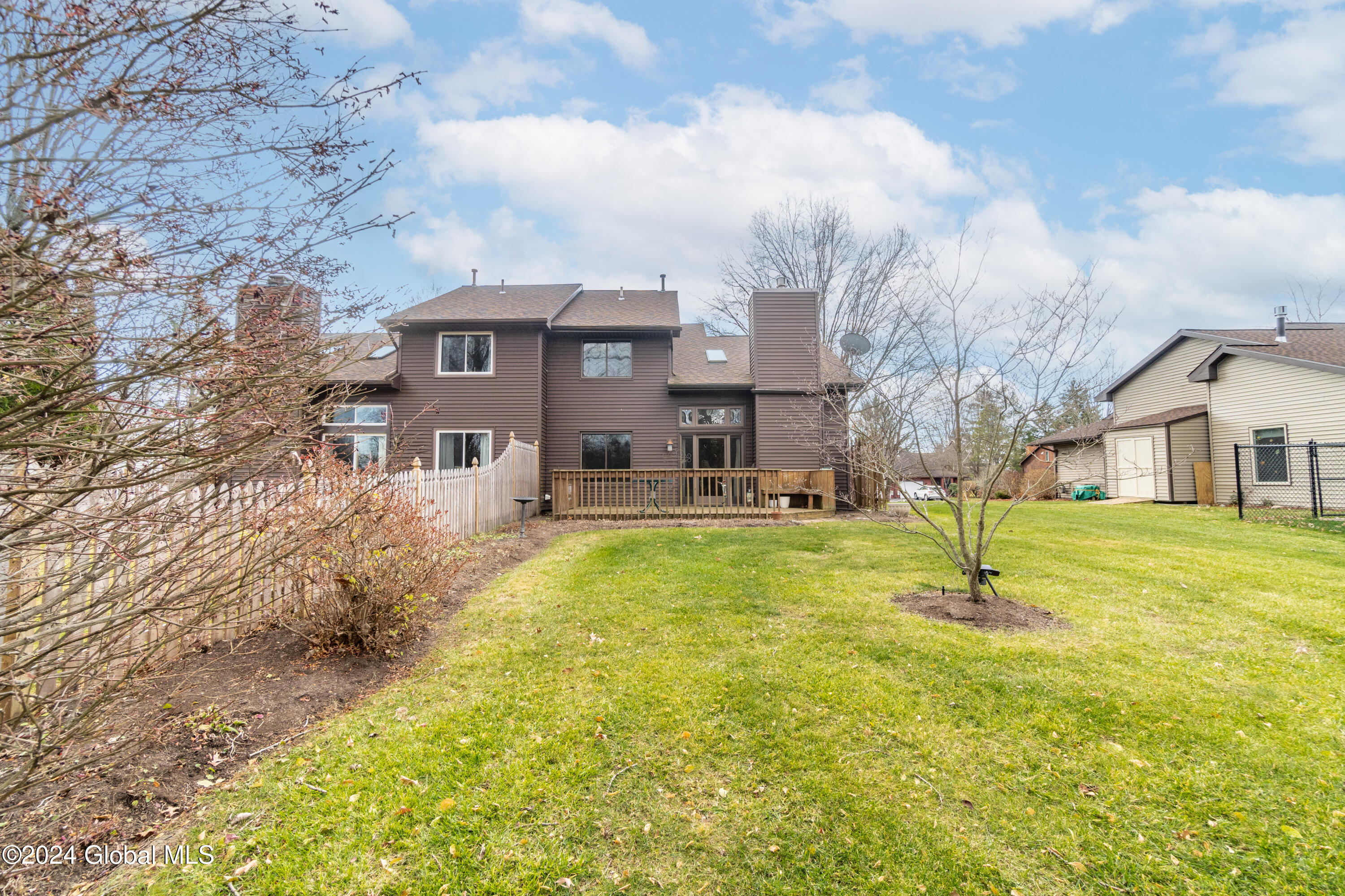 14 Rugby Road Bethlehem, NY 12159 - Photo 5 of 31 11-14 Rugby Rd-11