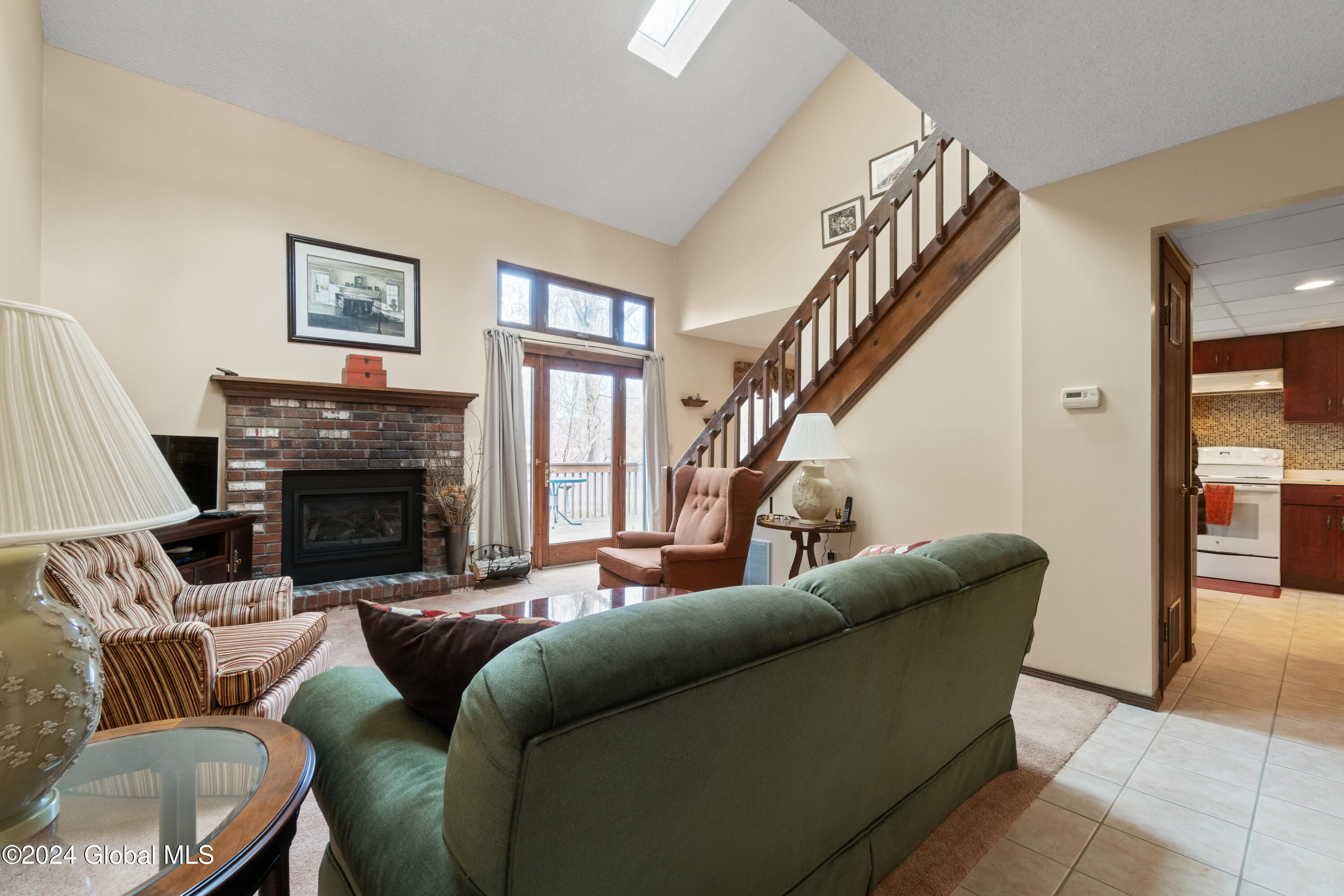 14 Rugby Road Bethlehem, NY 12159 - Photo 10 of 31 20-DSC04011