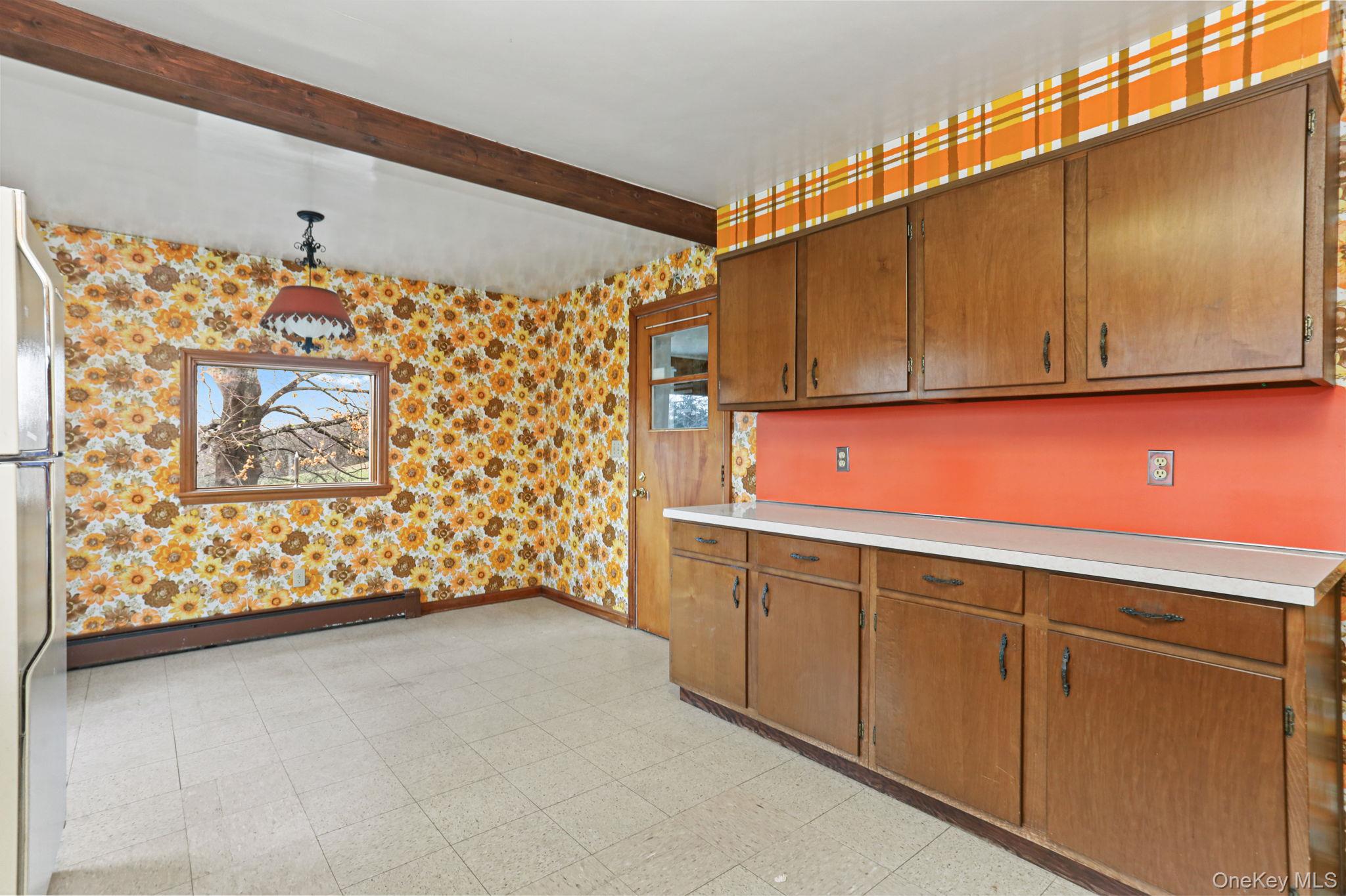 770 Gahbauer Road Hudson, NY 12534 - Photo 11 of 50 Eat-in Kitchen