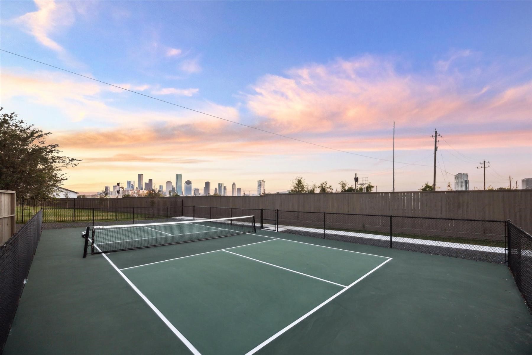 3061 Hicks Street Houston, TX 77007 - Photo 19 of 20 Representative photo. Layout and selections may vary.