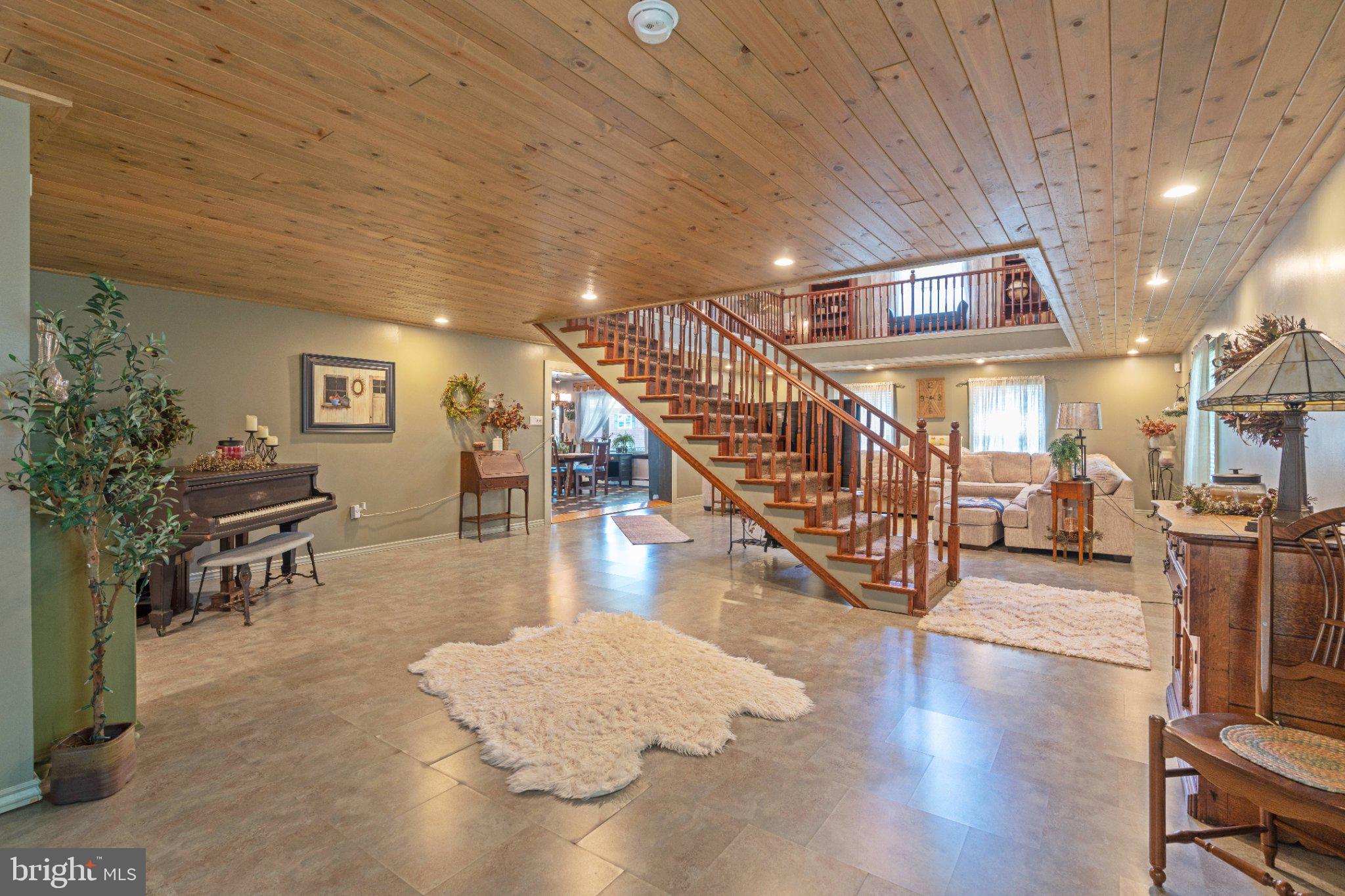 1002 Maple Lane Tyrone, PA 16686 - Photo 28 of 71 Spacious entryway with elegant staircase.