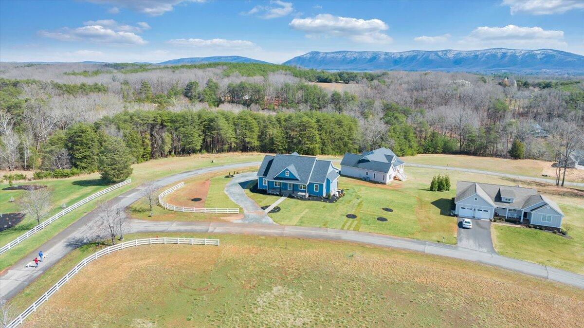 27 Smokehouse Road Moneta, VA 24121 - Photo 124 of 144 121-DJI_20260313024434_0332_D