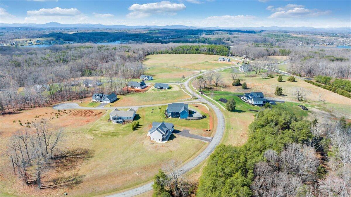 27 Smokehouse Road Moneta, VA 24121 - Photo 135 of 144 132-DJI_20260313025131_0351_D