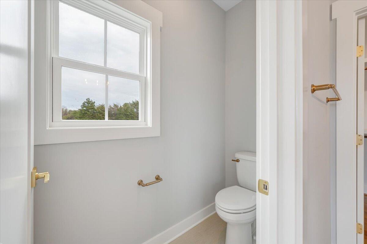 27 Smokehouse Road Moneta, VA 24121 - Photo 57 of 144 057-MIB00596