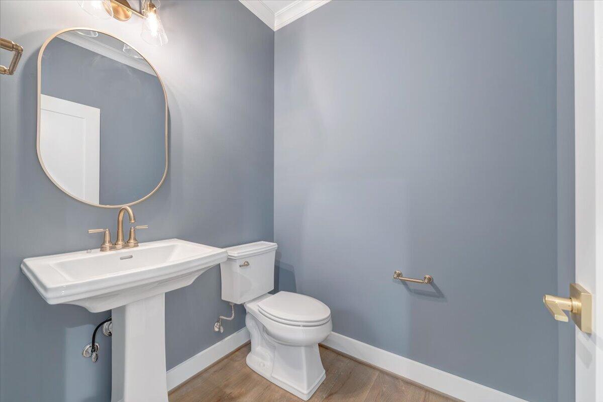 27 Smokehouse Road Moneta, VA 24121 - Photo 61 of 144 061-MIB00611