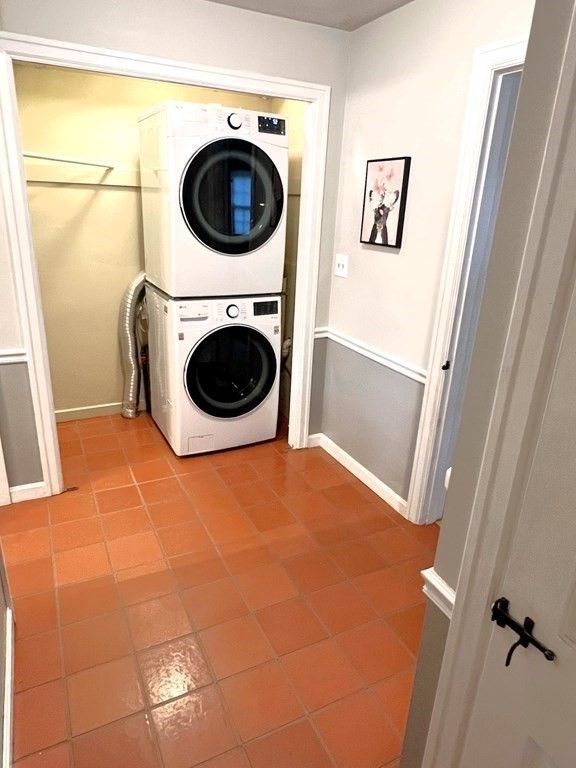469 Eldridge Street Fall River, MA 02720 - Photo 16 of 40 a utility room with dryer and washer