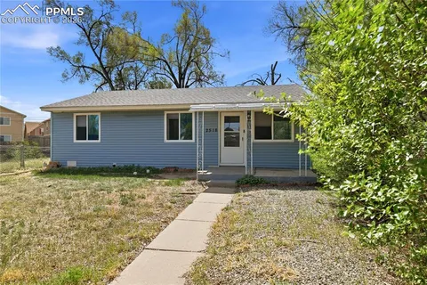 $300,000 | 2518 Chimayo Drive, Colorado Springs, CO 80911