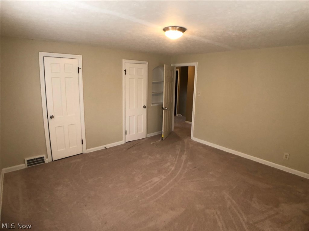 4003 Northampton Road Cleveland Heights, OH 44121 - Photo 17 of 33