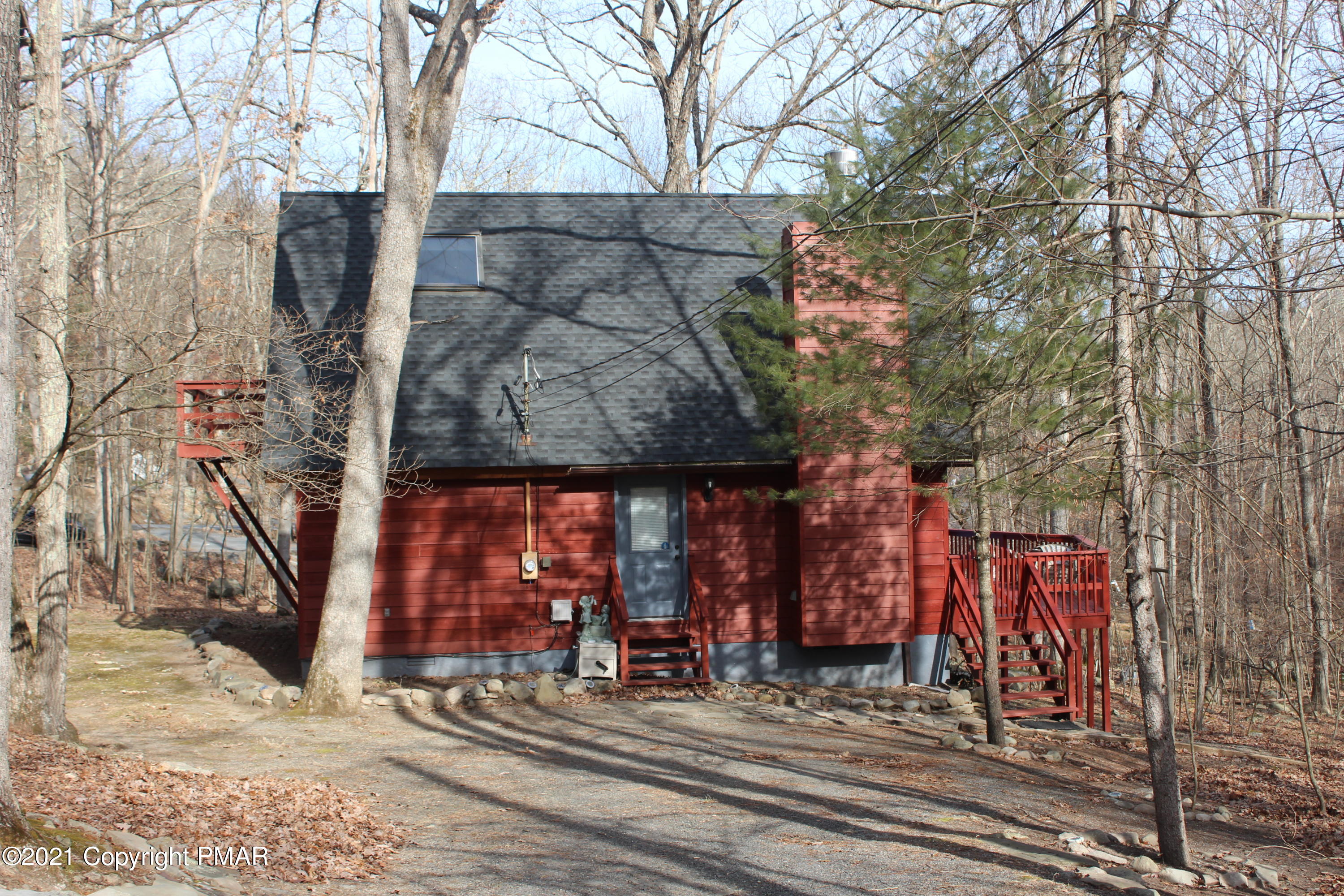 6052 Decker Road Bushkill, PA 18324 - Photo 1 of 19 Street View