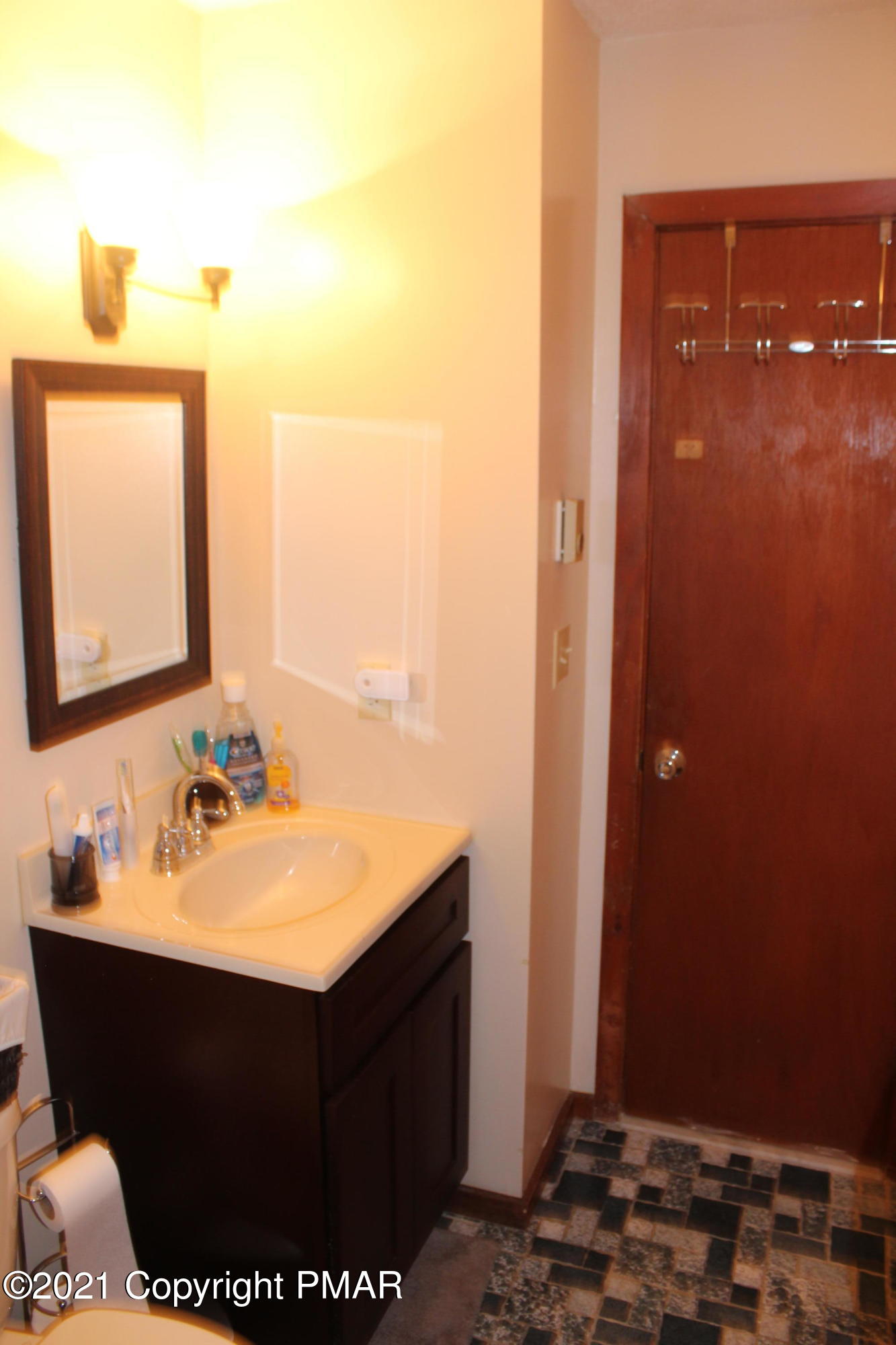 6052 Decker Road Bushkill, PA 18324 - Photo 11 of 19 Bathroom1