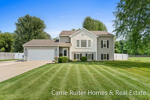 $385,000 | 1104 Zachary Street, Vicksburg, MI 49097