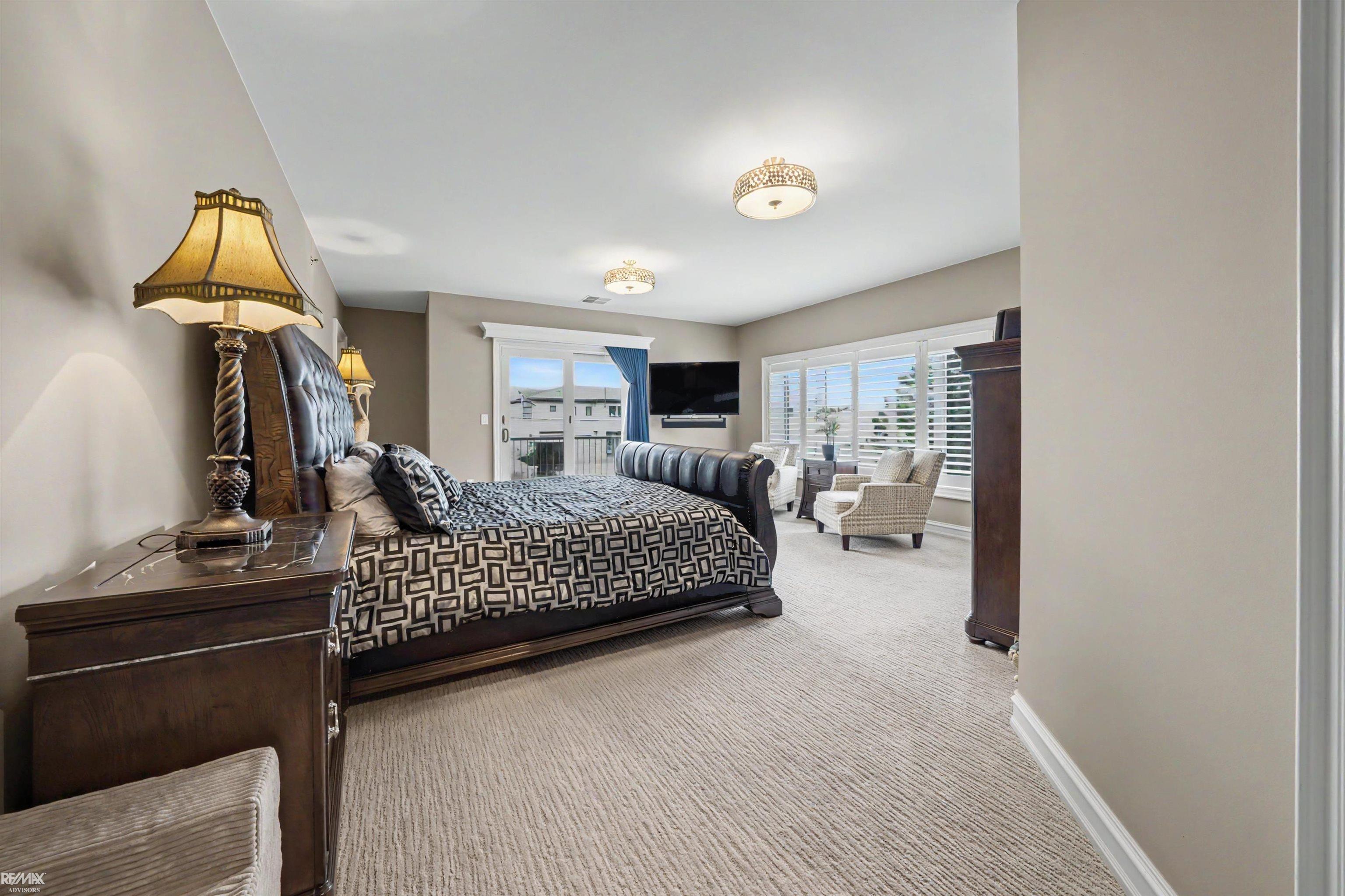 32172 North River Road, Unit 17 Harrison Township, MI 48045 - Photo 34 of 74