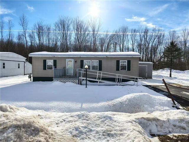 $69,000 | 131 Pazdur Boulevard South, Westmoreland, NY 13440