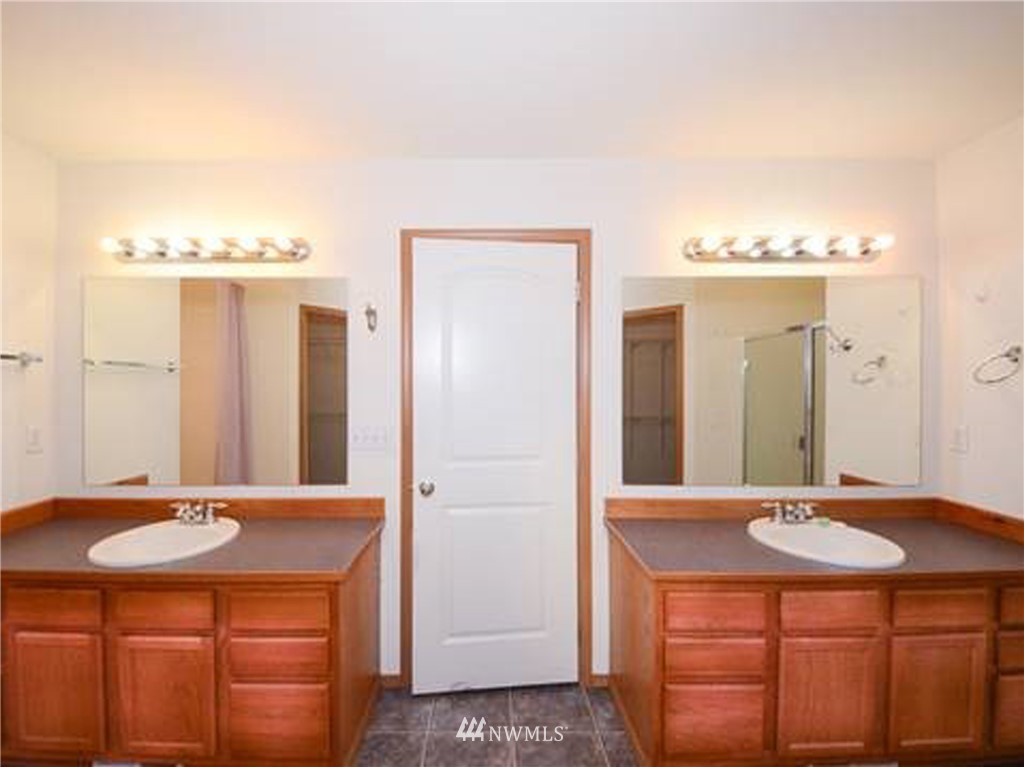 16918 Littlerock Road Southwest Rochester, WA 98579 - Photo 17 of 25
