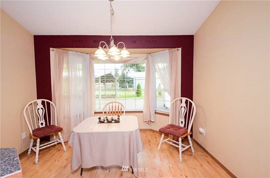 16918 Littlerock Road Southwest Rochester, WA 98579 - Photo 4 of 25
