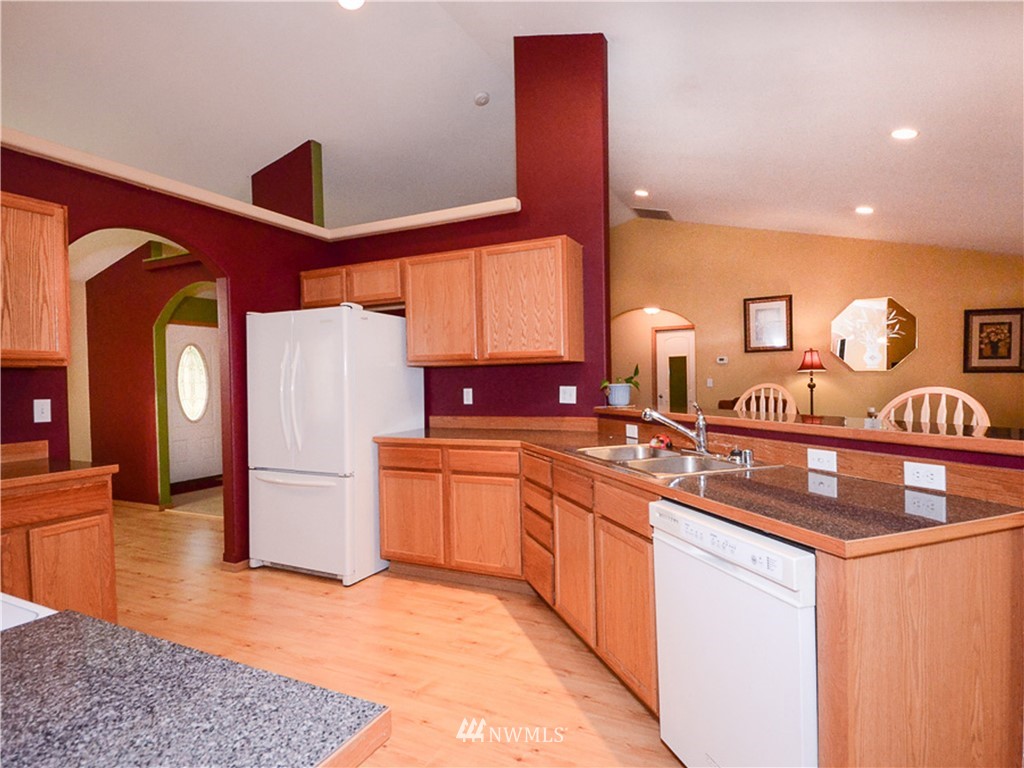 16918 Littlerock Road Southwest Rochester, WA 98579 - Photo 8 of 25