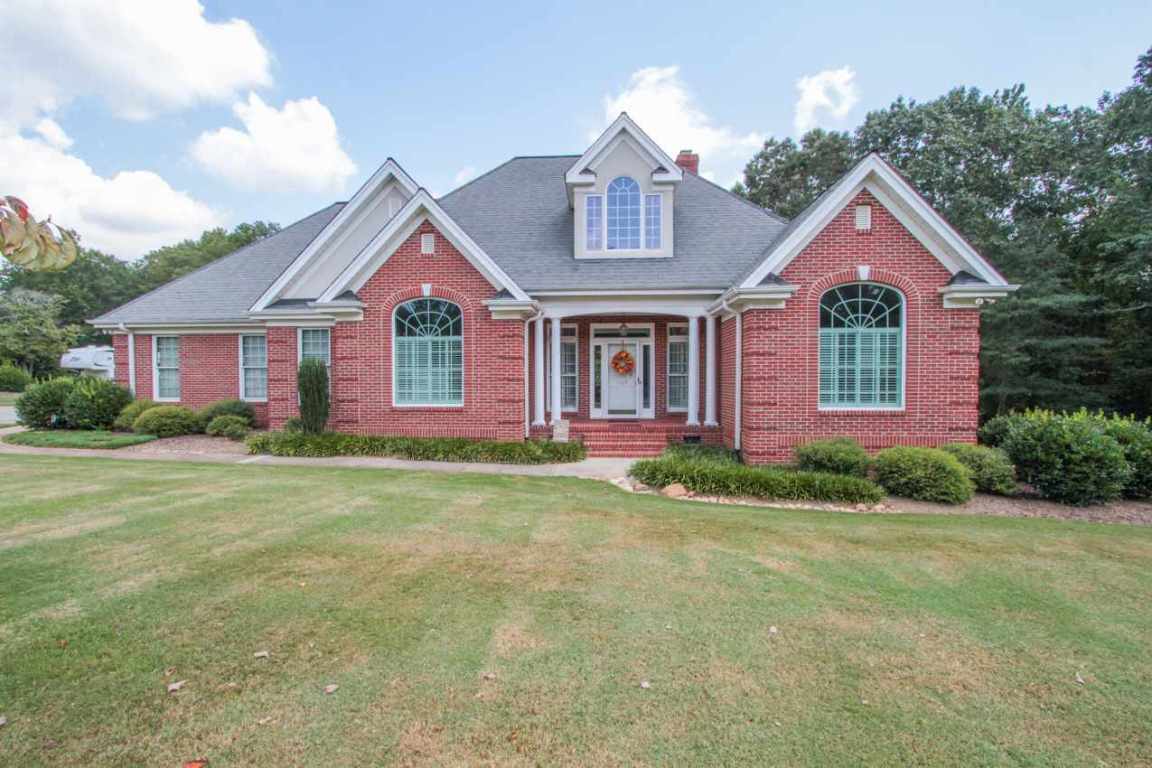 135 Hannah Circle Anderson, SC 29621 - Photo 2 of 34 Gallery Image 2