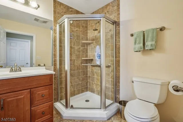 $849,000 | 11 Rice Lane, Long Valley, NJ 07853