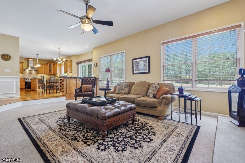 11 Rice Lane Long Valley, NJ 07853 - Photo 4 of 47