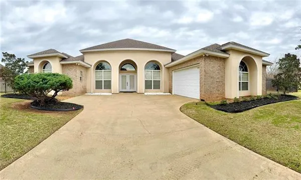 $470,000 | 6413 Arden Oaks, Alexandria, LA 71301