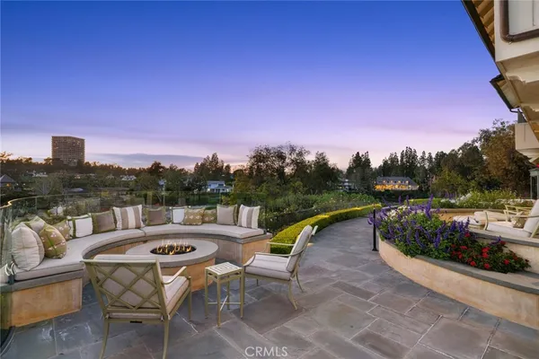 $18,995,000 | 1 Cypress Point Lane, Newport Beach, CA 92660