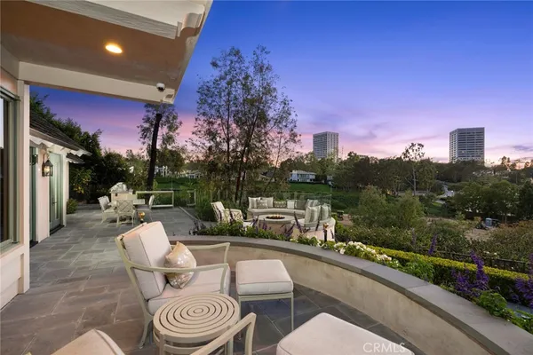 $18,995,000 | 1 Cypress Point Lane, Newport Beach, CA 92660