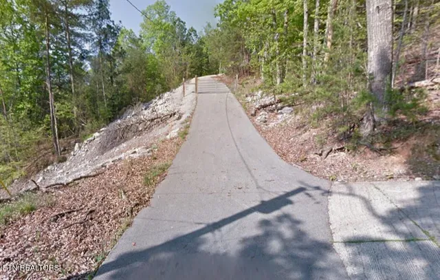 $150,000 | Tower Drive, Clinton, TN 37716