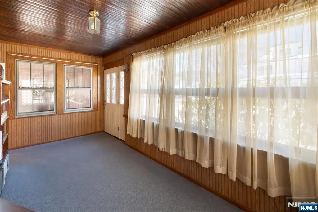 36 Kitchell Avenue Wharton, NJ 07885 - Photo 3 of 29