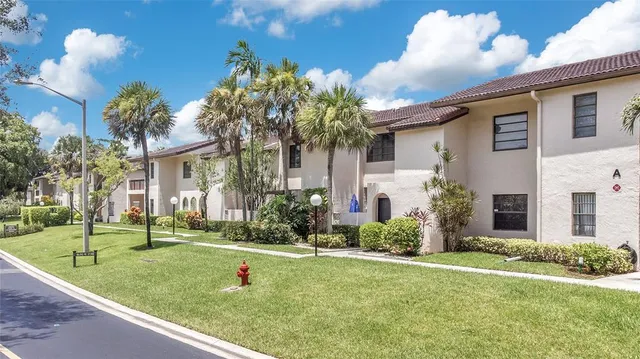 $349,900 | 21386 Juego Circle, Unit 10C, Boca Raton, FL 33433