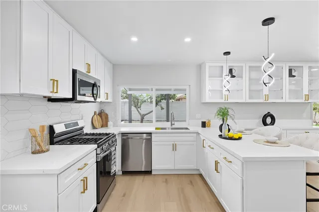 $1,349,999 | 7152 Caprice Circle, La Palma, CA 90623