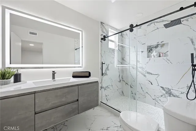 $1,349,999 | 7152 Caprice Circle, La Palma, CA 90623