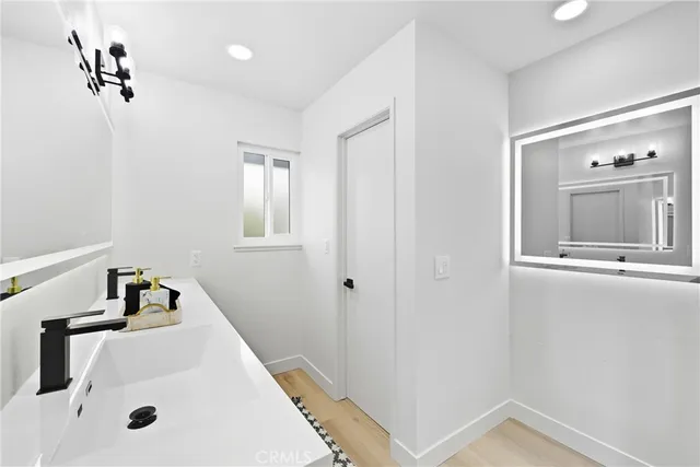 $1,349,999 | 7152 Caprice Circle, La Palma, CA 90623