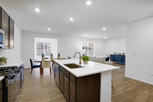 $428,000 | 10184 Leopold Lane, Huntley, IL 60142