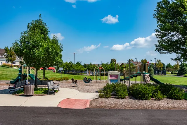 $428,000 | 10184 Leopold Lane, Huntley, IL 60142