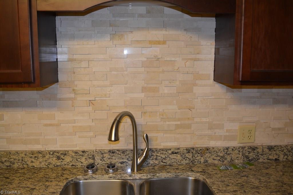 205 Valley Road East Bend, NC 27018 - Photo 9 of 28 Gallery Image 9