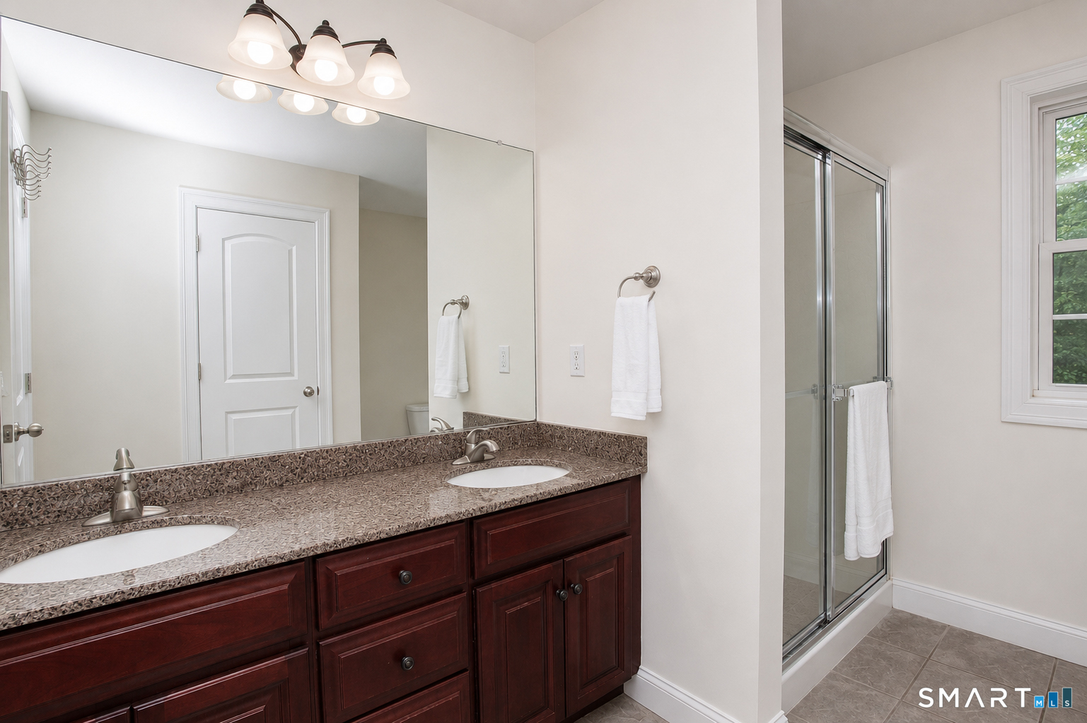 299 Bushy Hill Road Simsbury, CT 06070 - Photo 20 of 37