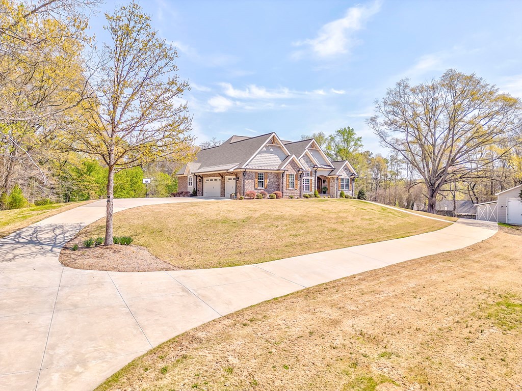 2693 Dug Gap Road Dalton, GA 30720 - Photo 6 of 97 Gallery Image 6