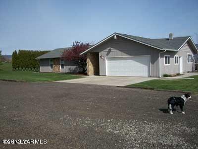 301 Kail Road Tieton, WA 98947 - Photo 1 of 34 Front