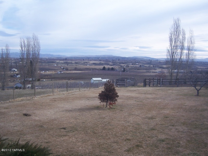 301 Kail Road Tieton, WA 98947 - Photo 30 of 34 view