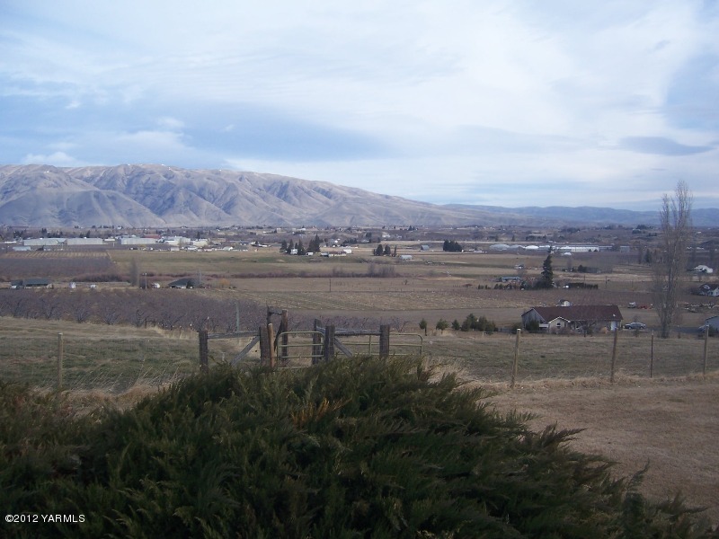 301 Kail Road Tieton, WA 98947 - Photo 31 of 34 view