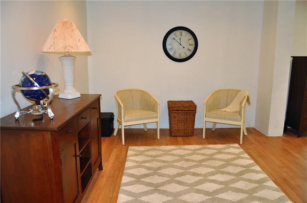 999 Old Mill Road Cheswick, PA 15024 - Photo 16 of 24 Family room, measures 22x17.